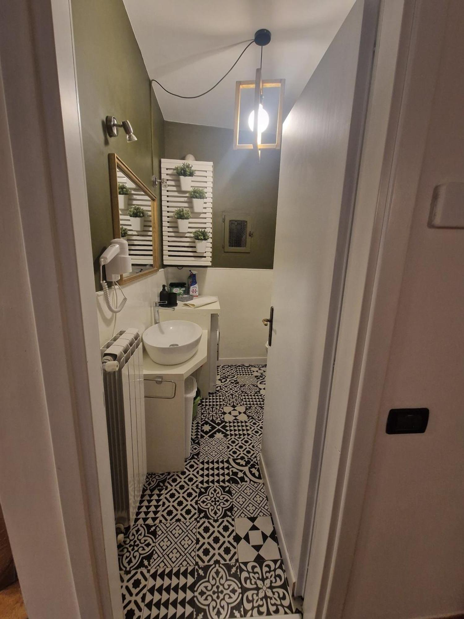 Piazza Duomo Casa Vacanze Sutri Eksteriør bilde